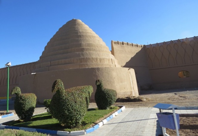 یخدان تاریخی زریسف